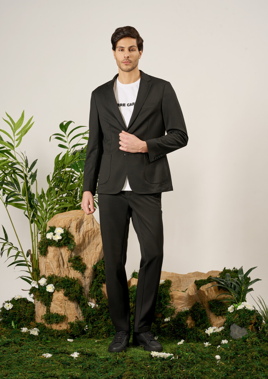 abito nero slim fit in maglia