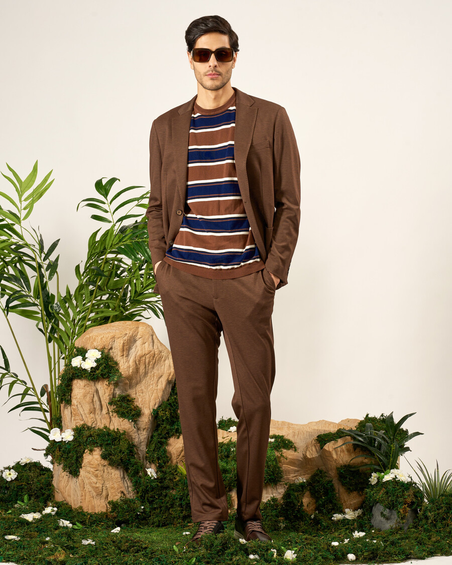 abito in maglia marrone slim fit