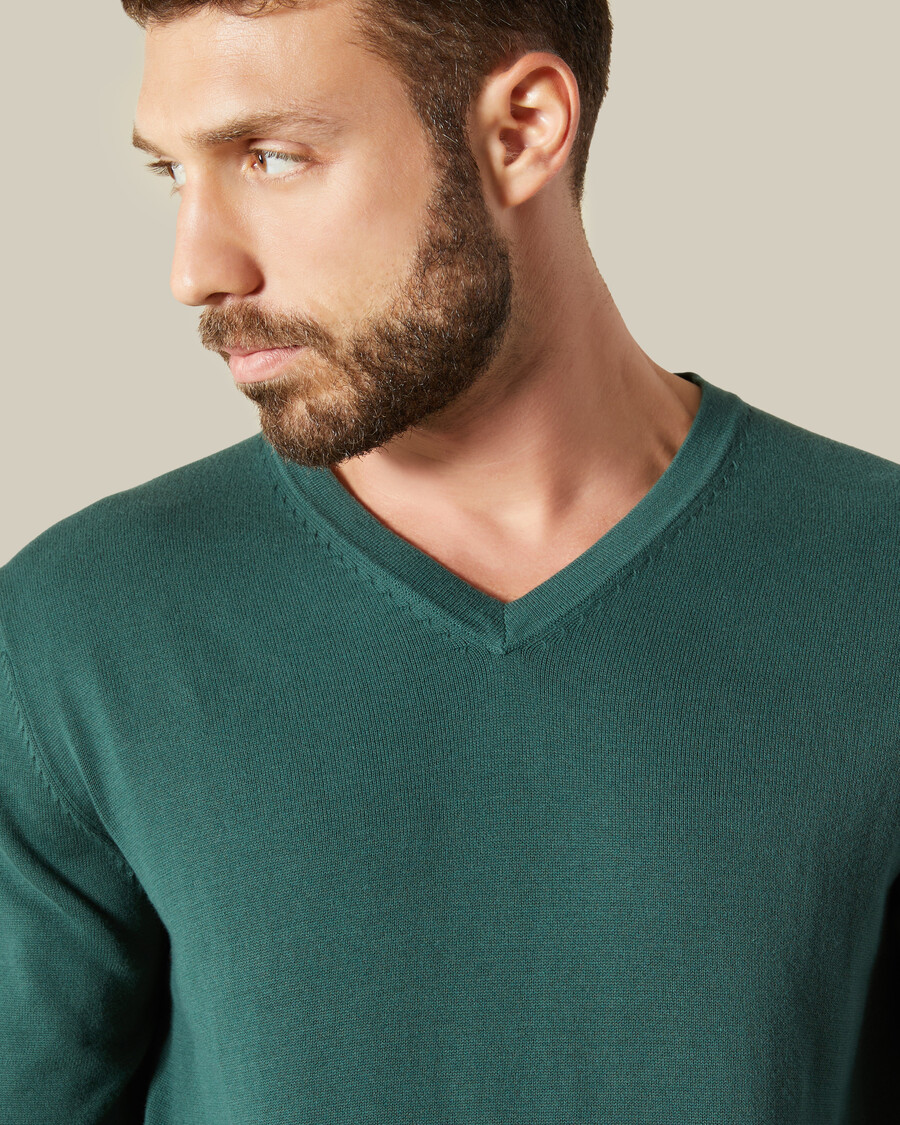maglione con scollo a v
