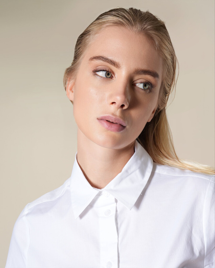 camicia bianca asimmetrica