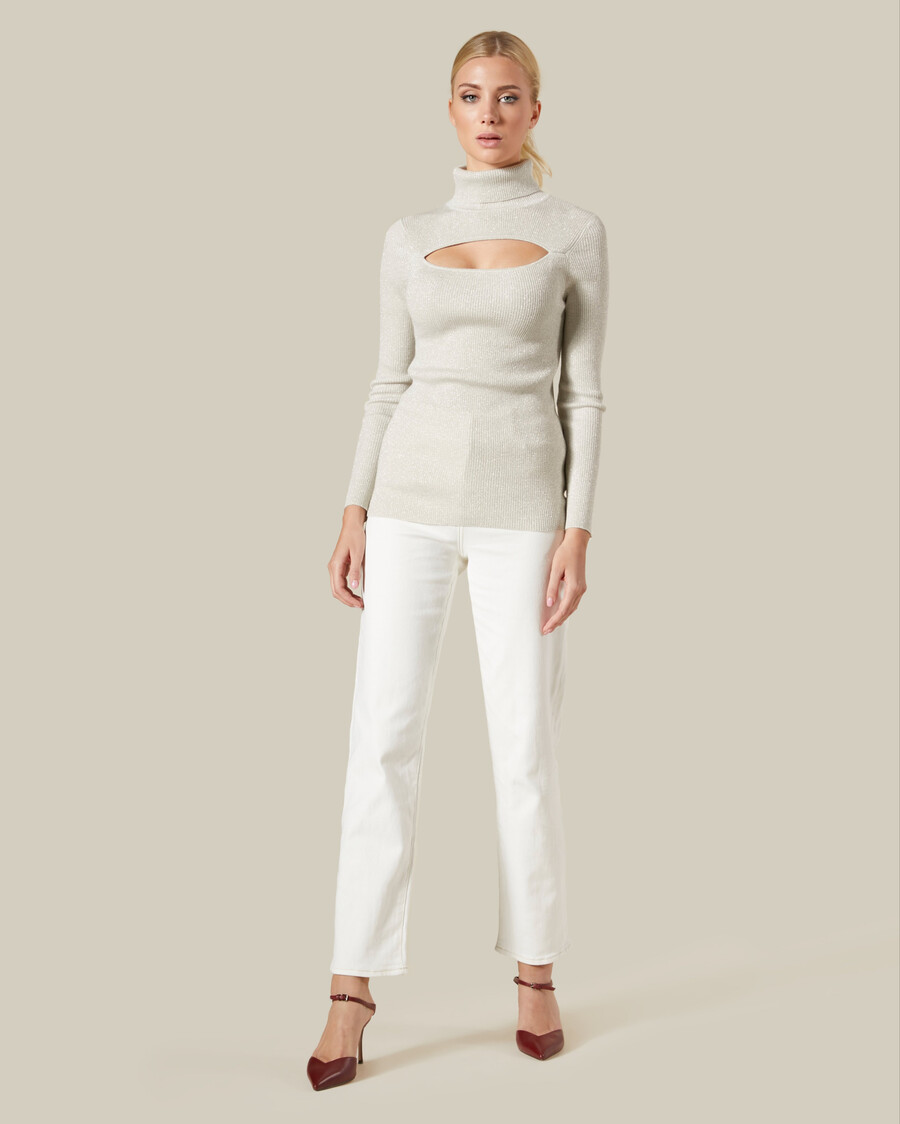 top in maglia a coste con tagli