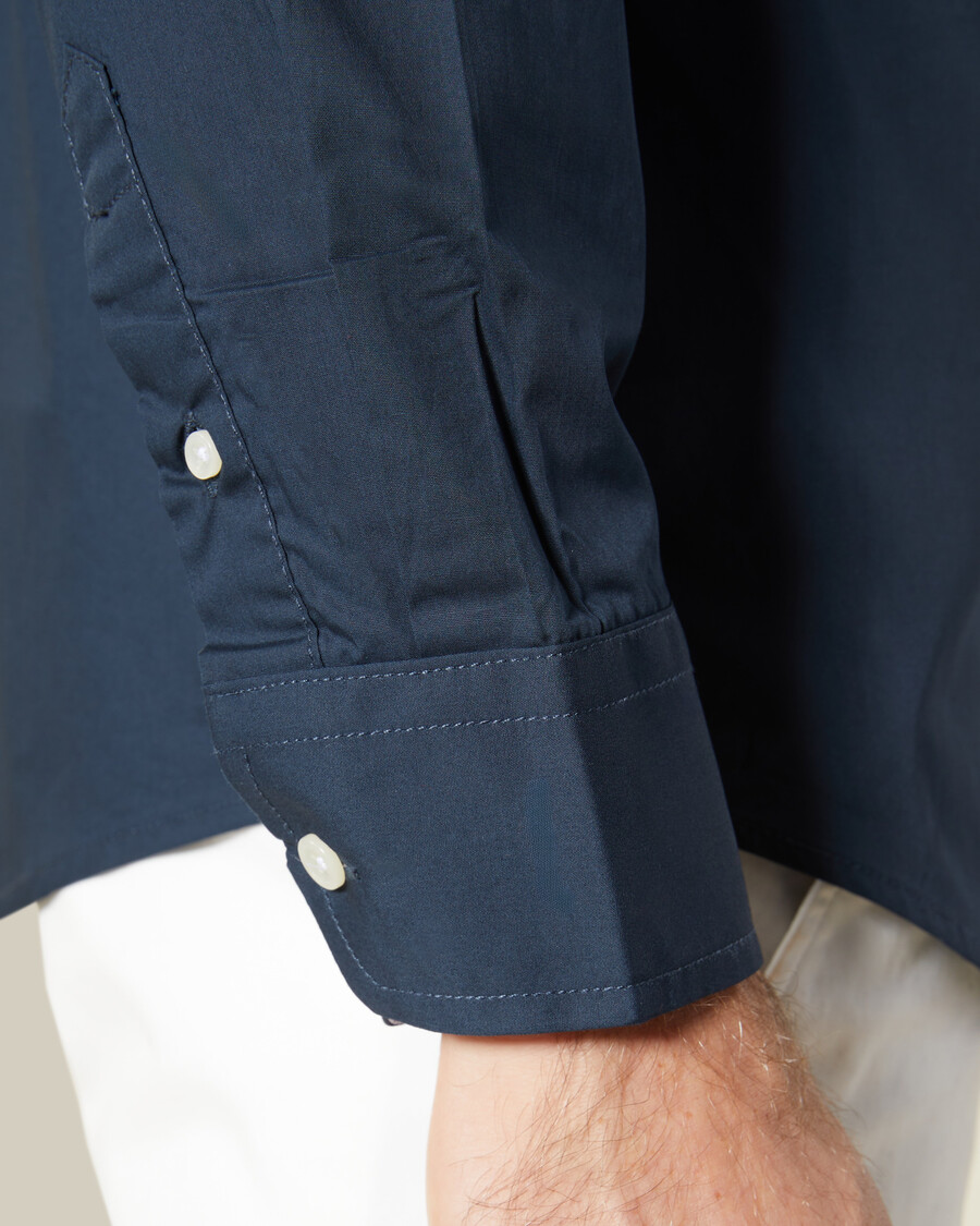 camicia con toppe sul petto