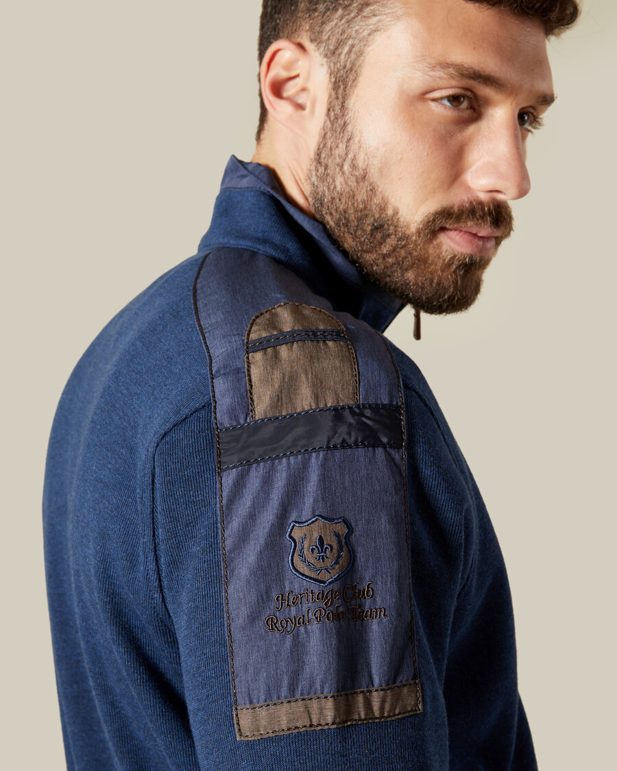 giacca in maglia con toppe in denim