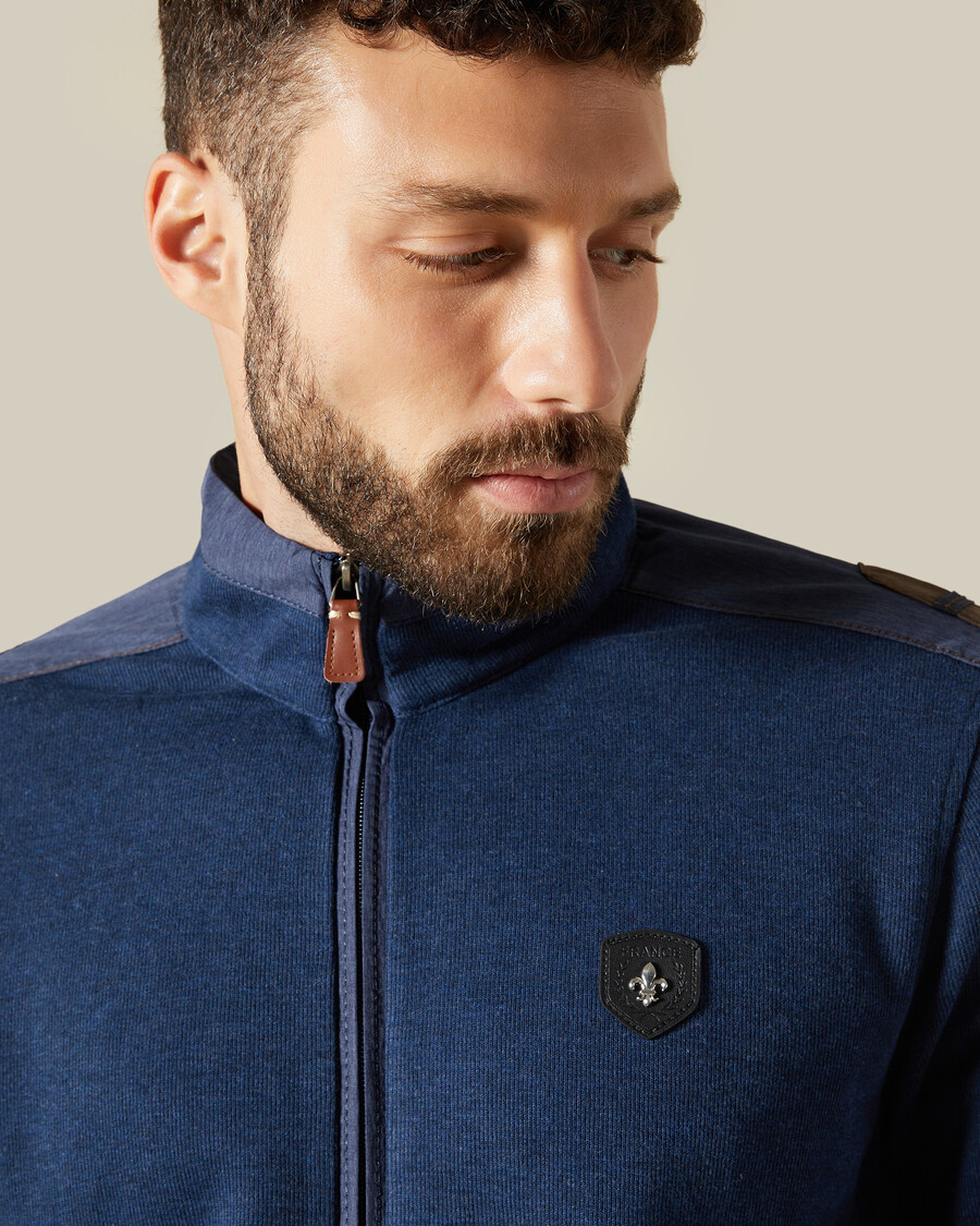 giacca in maglia con toppe in denim