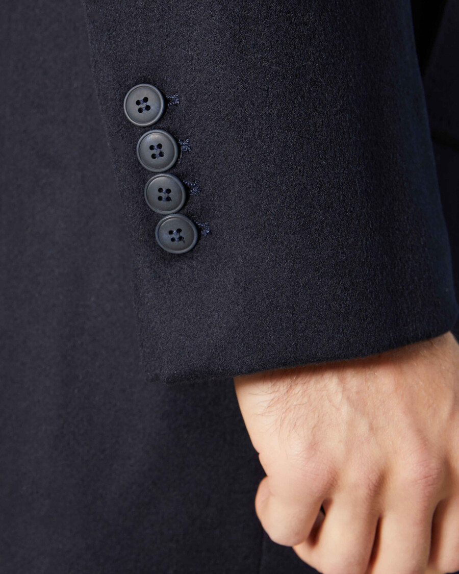 cappotto dal taglio dritto
