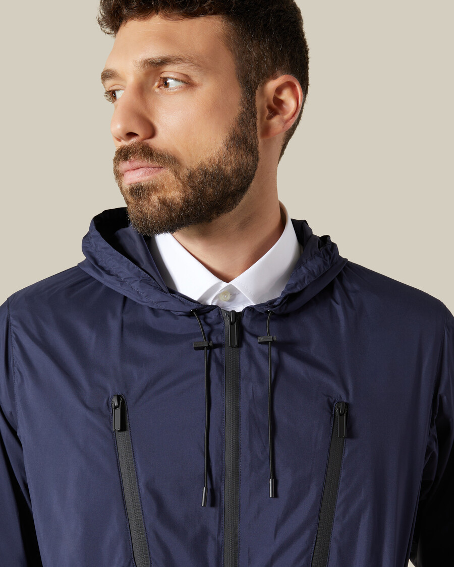 parka con cappuccio