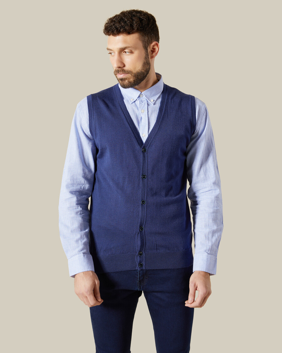 gilet con bottoni sul davanti