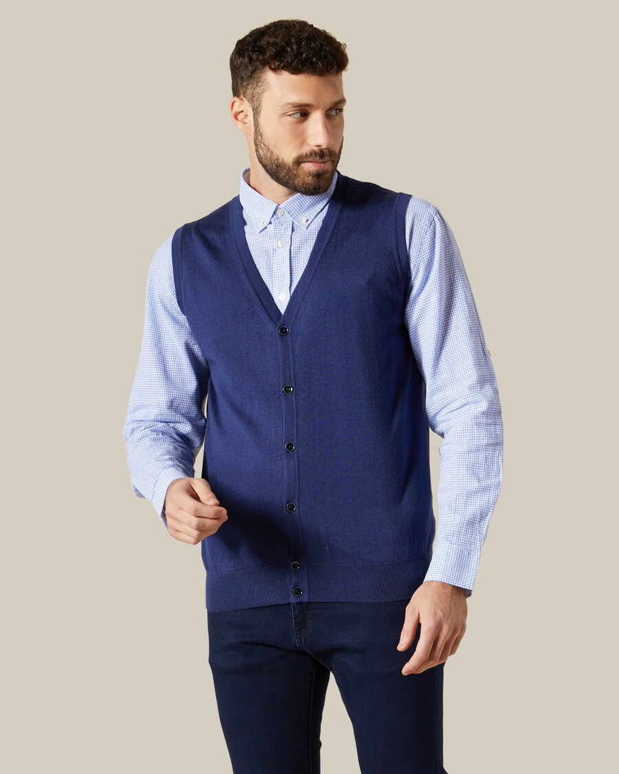 gilet con bottoni sul davanti
