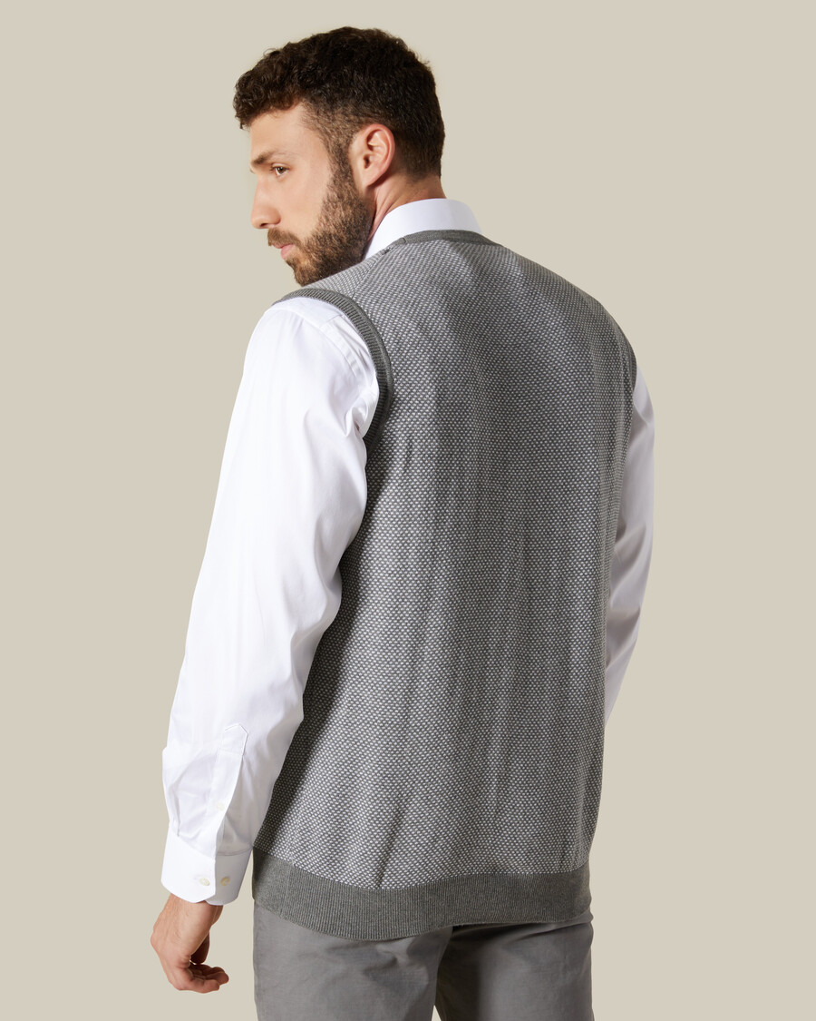 gilet con bottoni sul davanti
