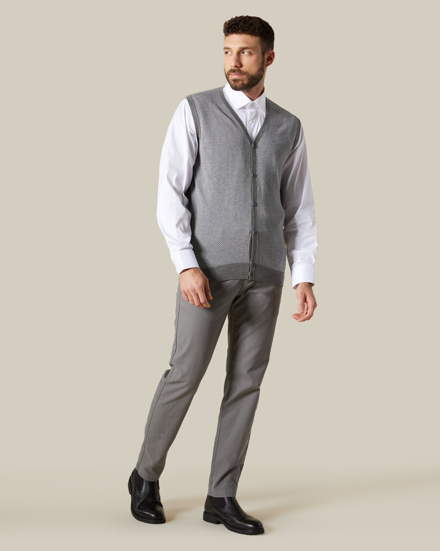 gilet con bottoni sul davanti